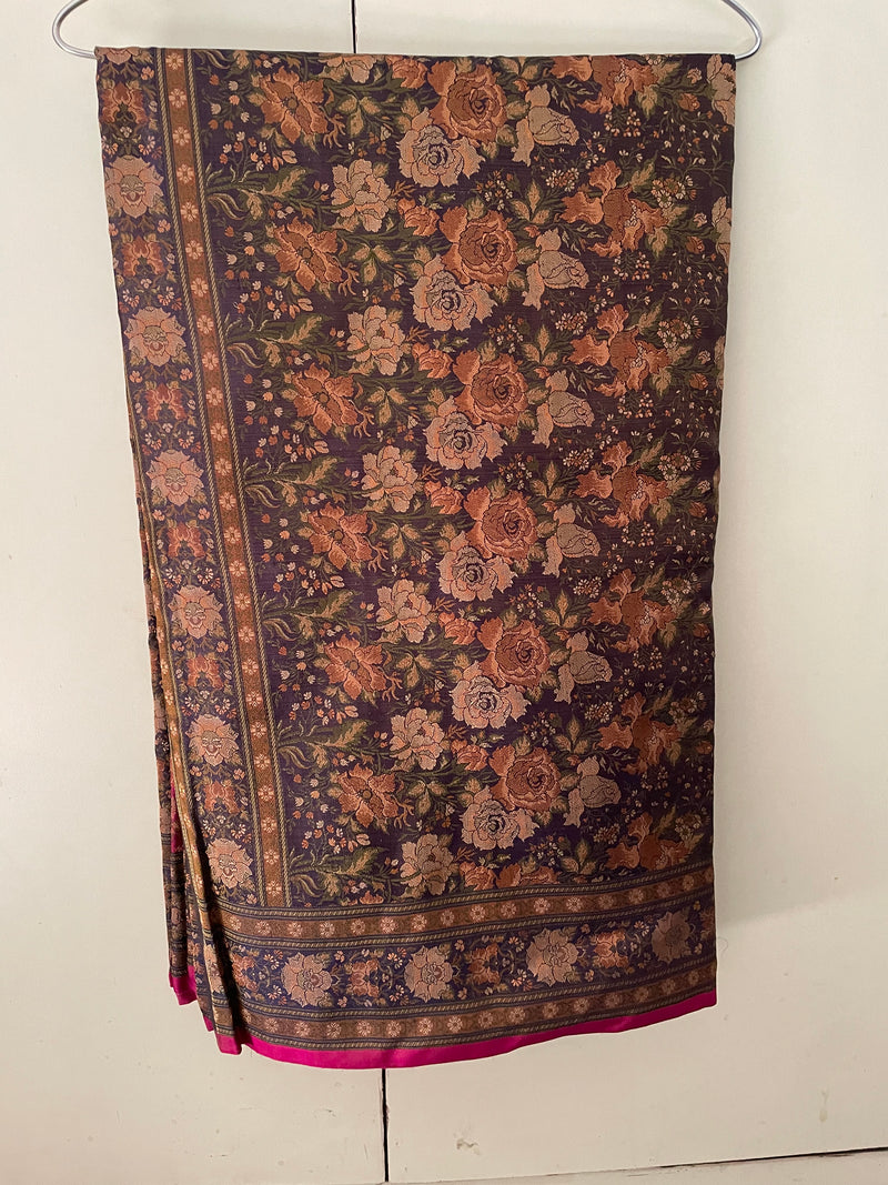 KUMKUM- A BEAUTIFUL SILK JAMAWAR SAREE IN MAGENTA, COMES WITH THE STITCHED PURPLE BLOUSE
