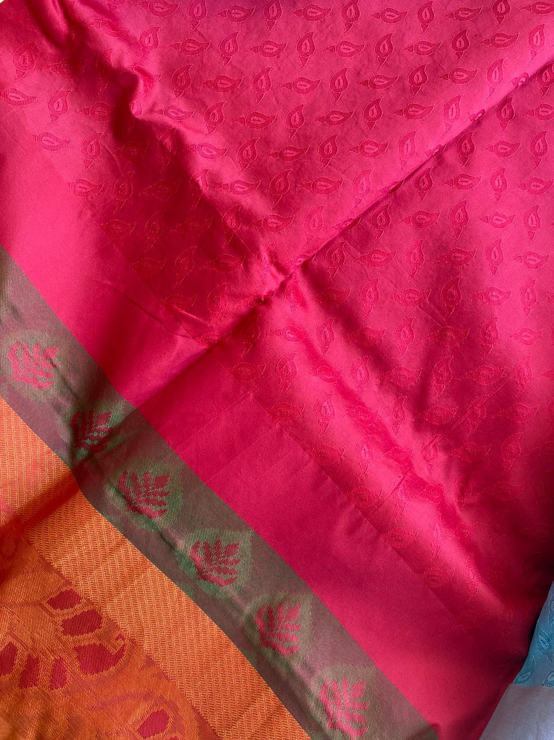 MEENA- A BLUE, SILK BLEND SAREE WITH COUNCH SHELL SHAPED MOTIFS, A MULTILAYERED BORDER AND BRIGHT RED AANCHAL