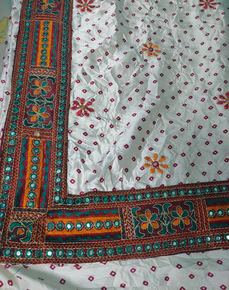 Bandhani embroidered Designer Blouse - Byhand I Indian Ethnic Wear Online I  Sustainable Fashion I Handmade Clothes