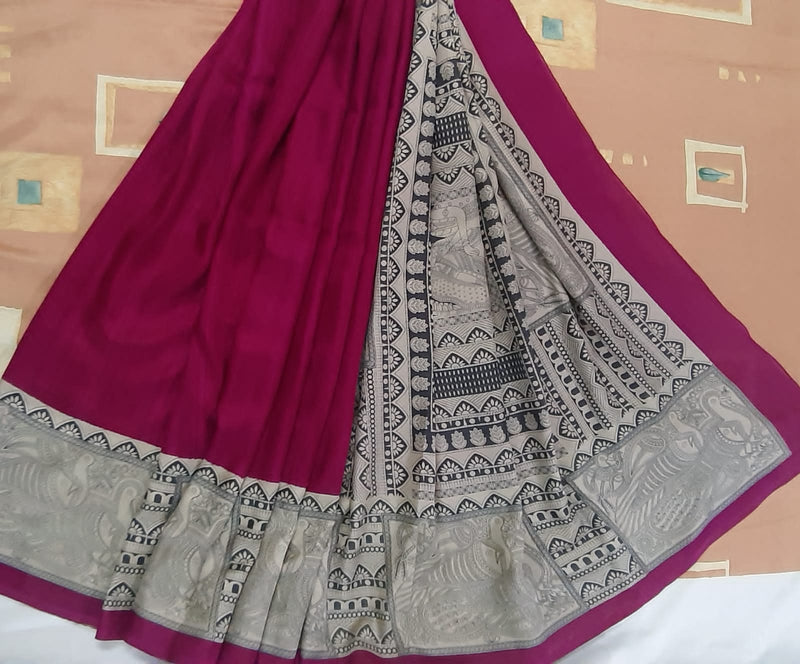 RANEE- A MIXED BLEND GEORGETTE, RANI PINK SAREE WITH SCREEN PRINTED MADHUBANI BORDER AND AANCHAL